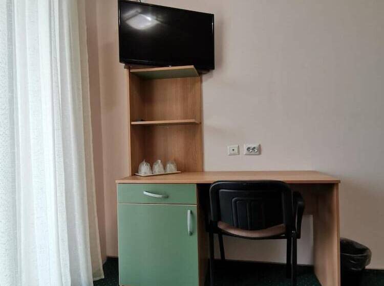 Отель Delta Palace