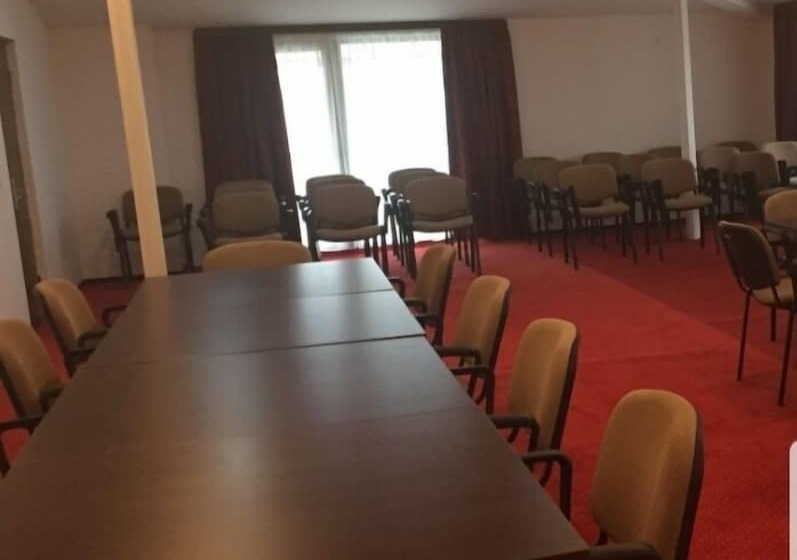 Отель Delta Palace