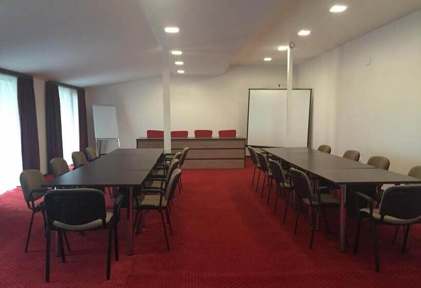 Отель Delta Palace