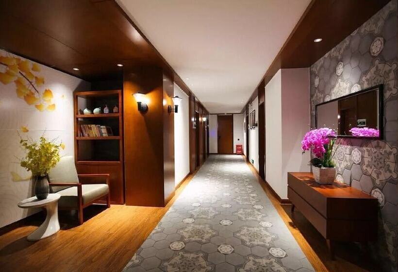 فندق Four Seasons Themed