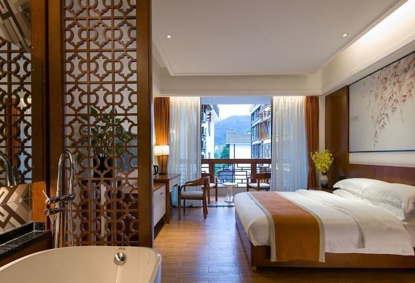 فندق Four Seasons Themed