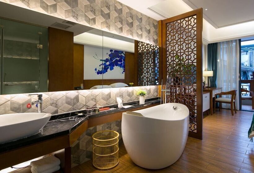 فندق Four Seasons Themed