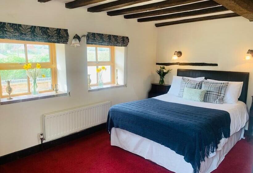 Отель George & Dragon Country House