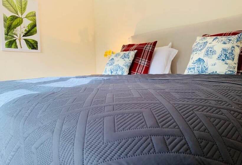 Отель George & Dragon Country House