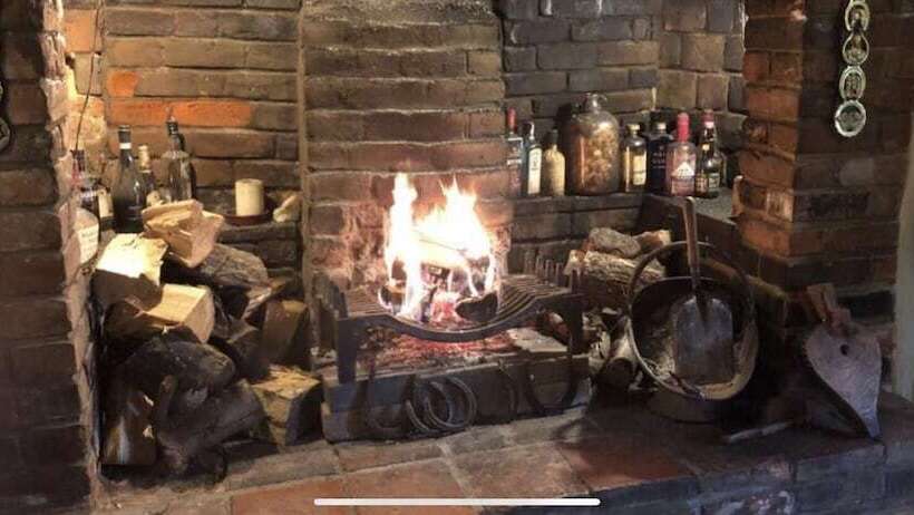 Отель George & Dragon Country House