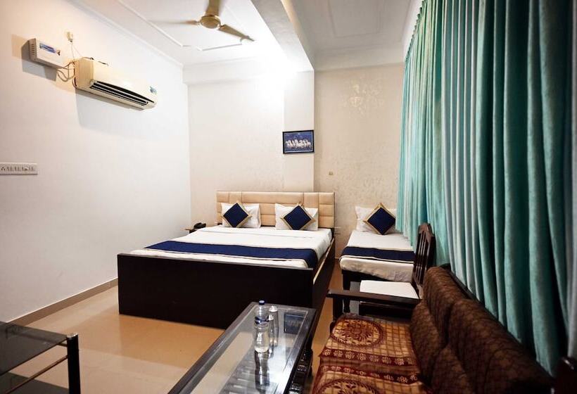 Отель Green View