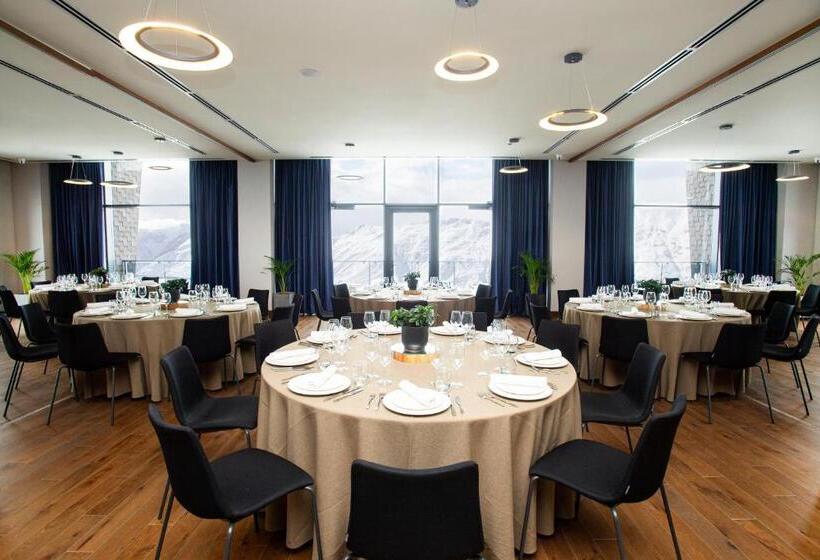 هتل Gudauri Lodge