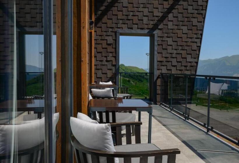 هتل Gudauri Lodge