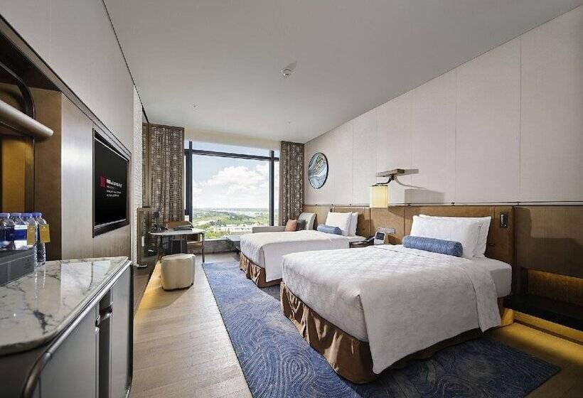 هتل Hualuxe Nanjing Yangtze River