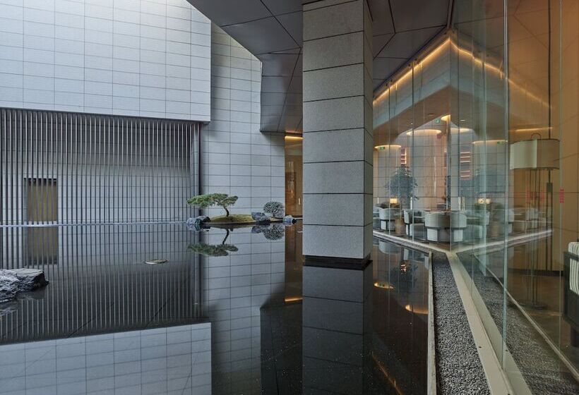 هتل Hualuxe Nanjing Yangtze River