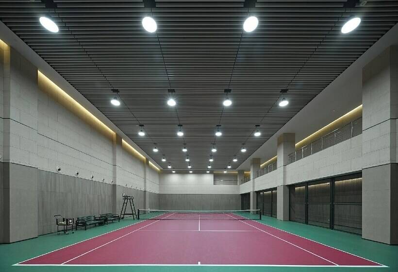 هتل Hualuxe Nanjing Yangtze River