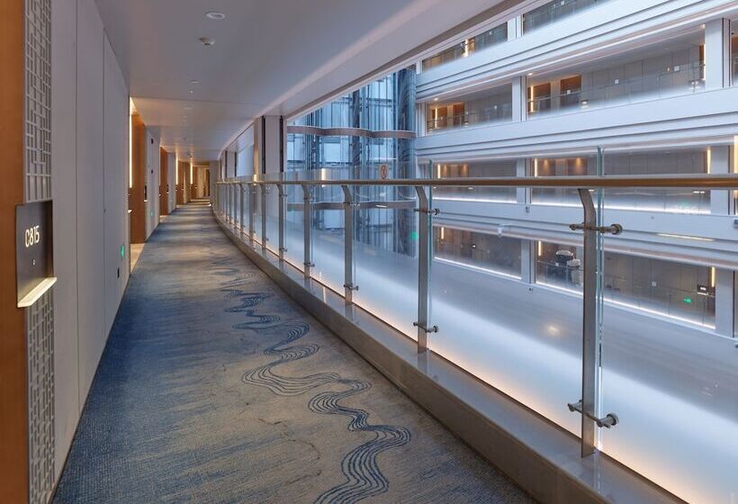 هتل Hualuxe Nanjing Yangtze River