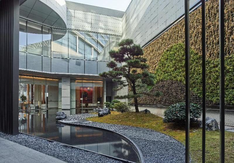 هتل Hualuxe Nanjing Yangtze River