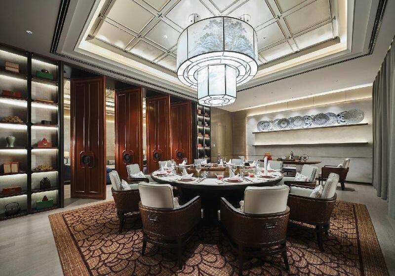 هتل Hualuxe Nanjing Yangtze River