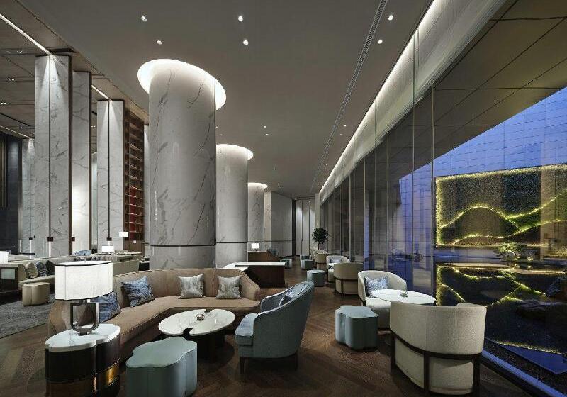 هتل Hualuxe Nanjing Yangtze River