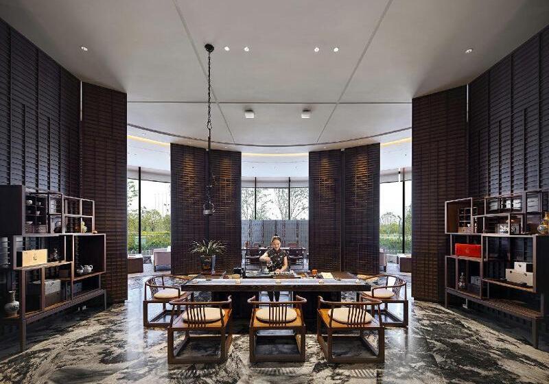 هتل Hualuxe Nanjing Yangtze River