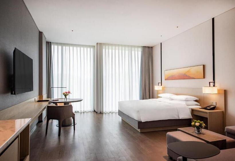 Отель Hyatt Place Changsha Airport