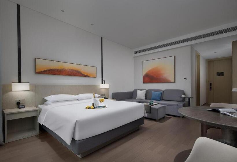 Отель Hyatt Place Changsha Airport