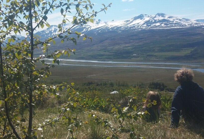هتل Iceland Yurt