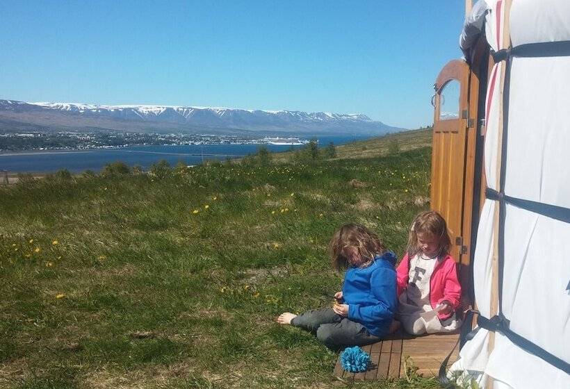 هتل Iceland Yurt