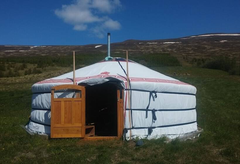 هتل Iceland Yurt