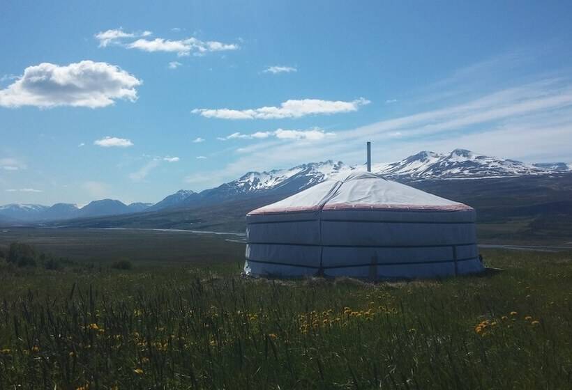 هتل Iceland Yurt