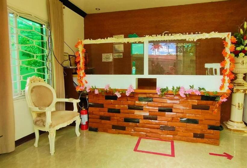 酒店 Jazkimronan Resort