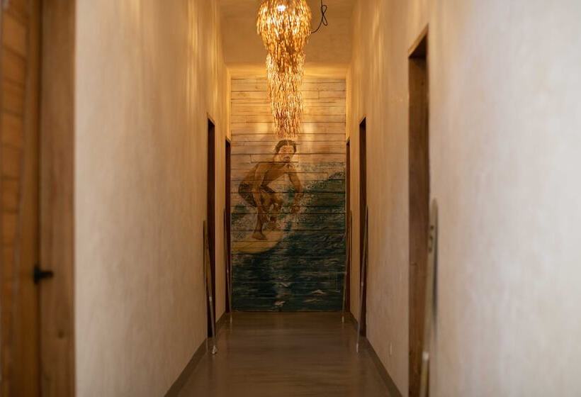 هتل Kaza Boutique