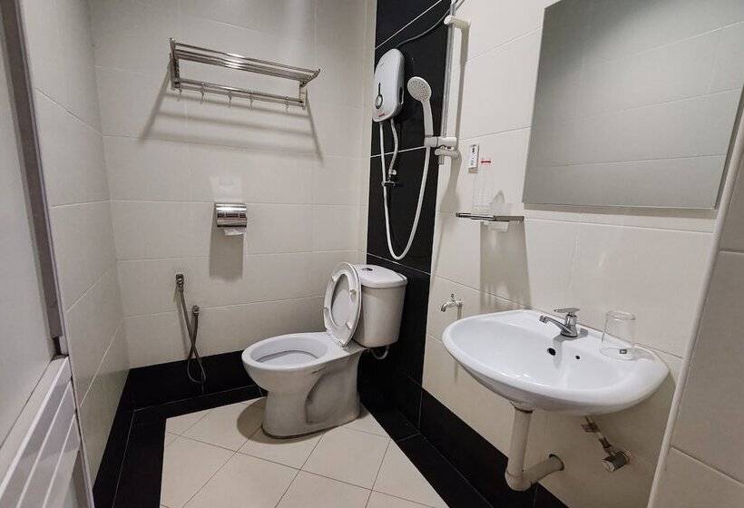 فندق Kuang Hua Sitiawan Near To