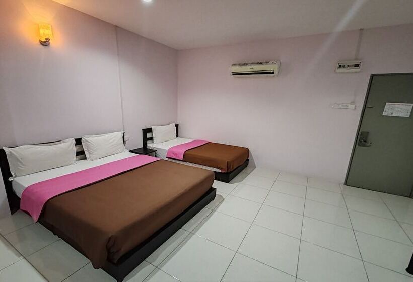 فندق Kuang Hua Sitiawan Near To