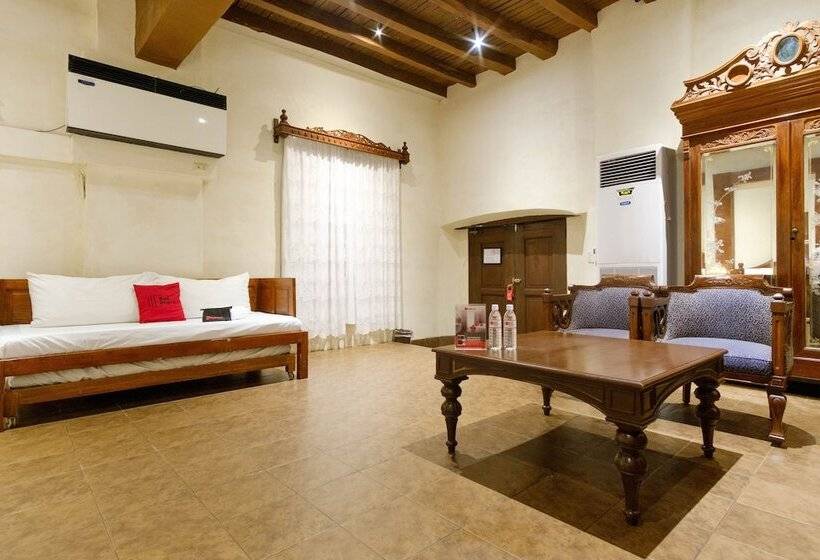 酒店 Reddoorz Plus @ Calle Crisologo Vigan