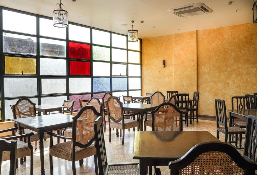 Отель Sharayu One