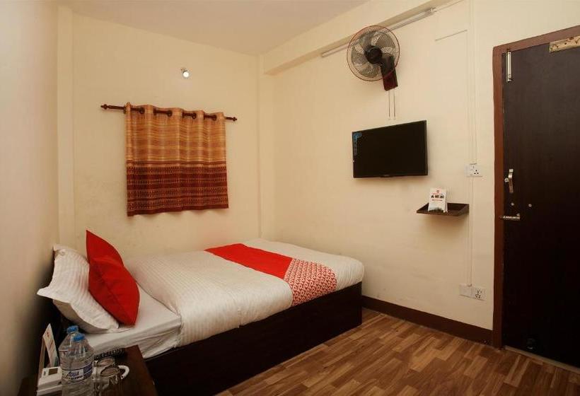 בית מלון כפרי Shree Yantra By Oyo Rooms