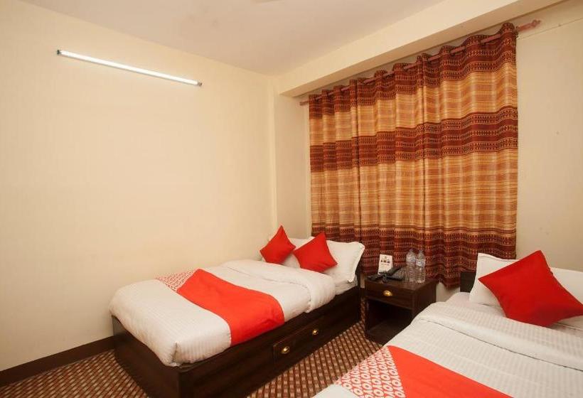 בית מלון כפרי Shree Yantra By Oyo Rooms