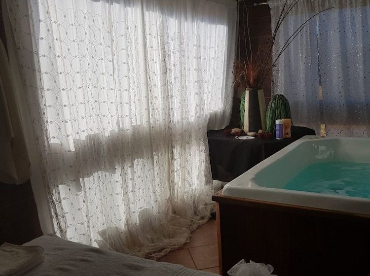 فندق Sisibala Game Farm