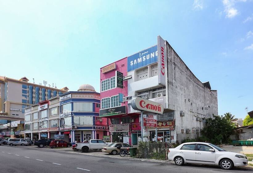 호텔 Spot On 89796 D Noor Budget Inn