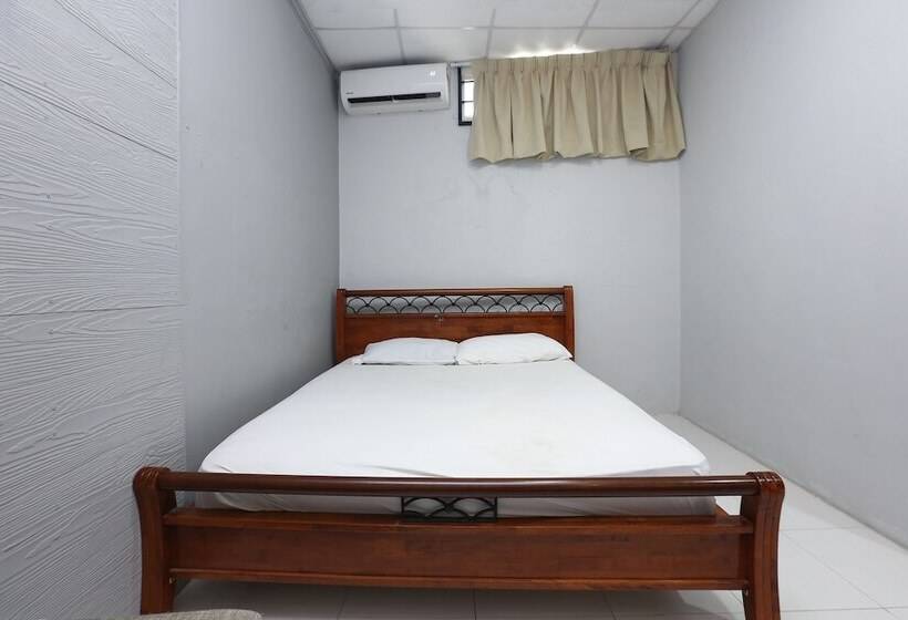 호텔 Spot On 89796 D Noor Budget Inn