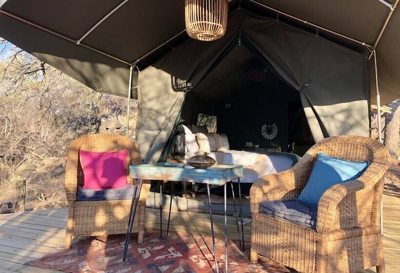 בית מלון כפרי The Wild Blue Lodge Safari & Spa