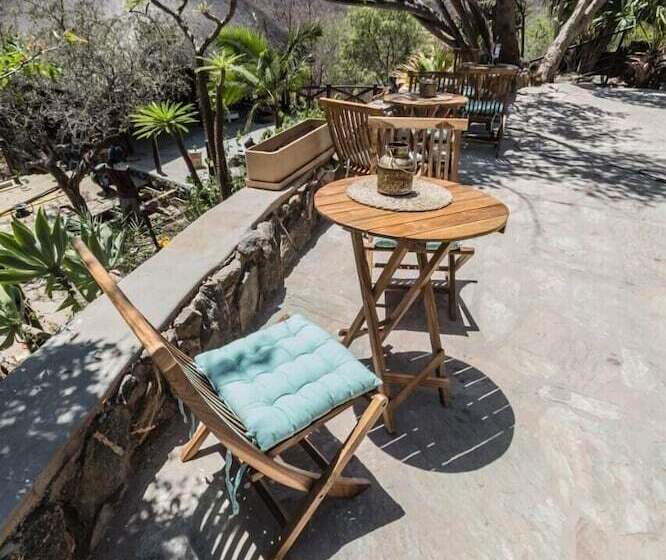 فندق The Wild Blue Lodge Safari & Spa