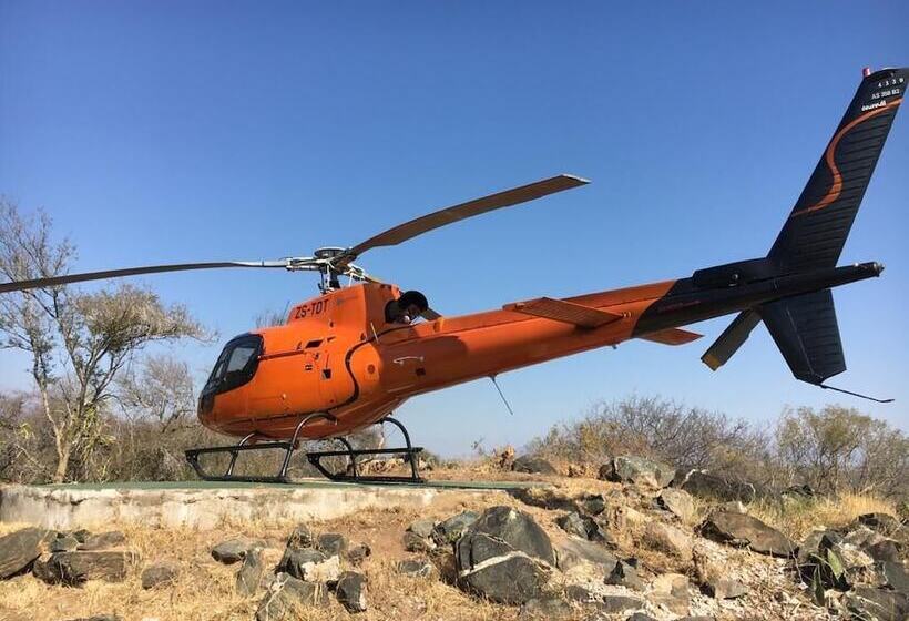 בית מלון כפרי The Wild Blue Lodge Safari & Spa