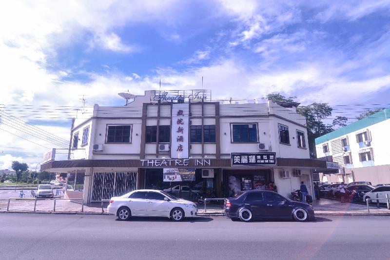 فندق Theatre Inn