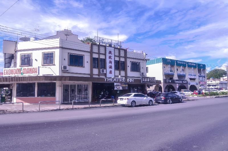 فندق Theatre Inn