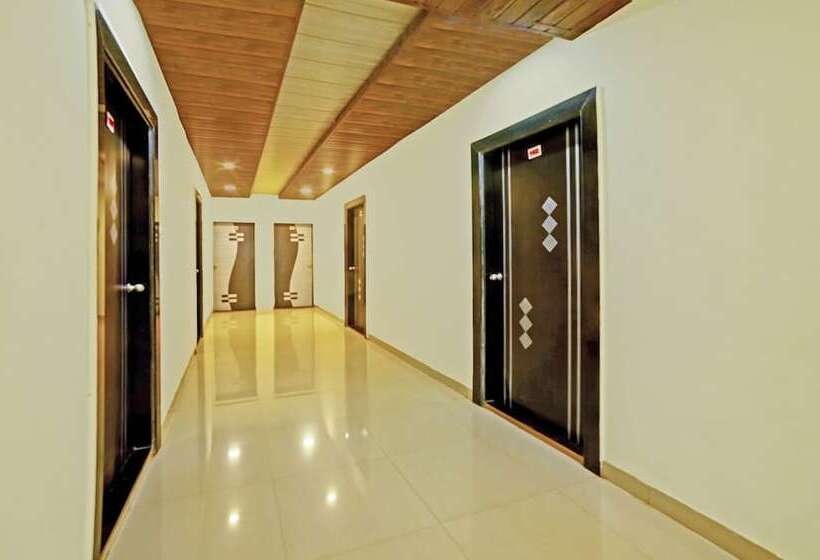 Отель Treebo Balaji Excellency & Spa