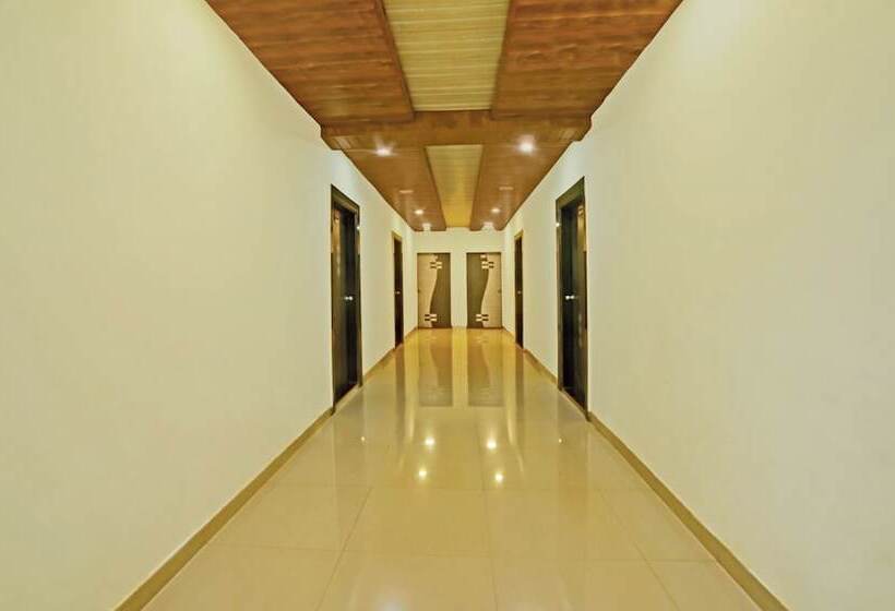 Отель Treebo Balaji Excellency & Spa