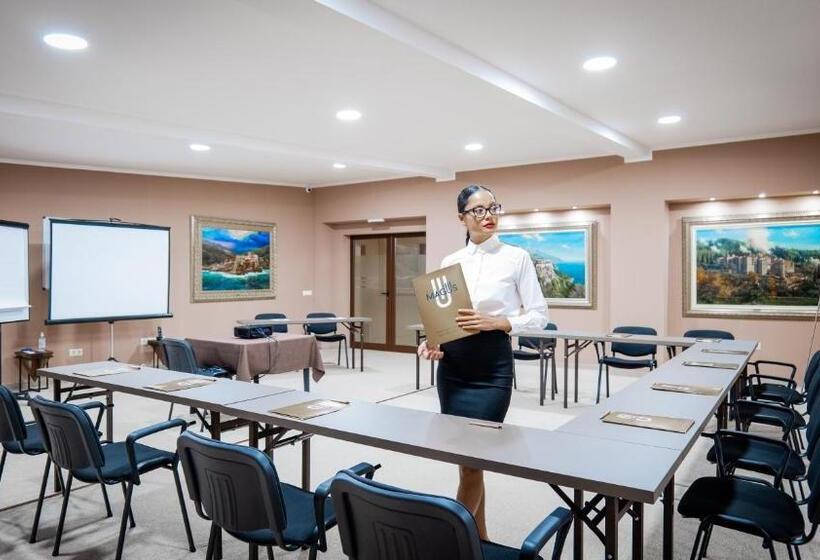 בית מלון כפרי Villa Magus