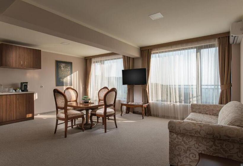 בית מלון כפרי Villa Magus