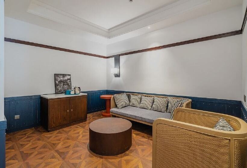 Manxin Hotel Qingdao Zhanqiao