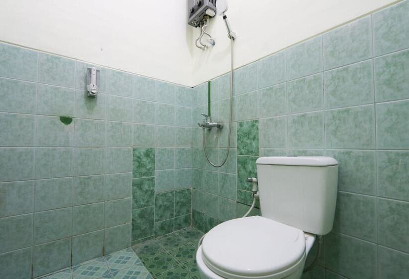 מוטל A&a Inn By Oyo Rooms