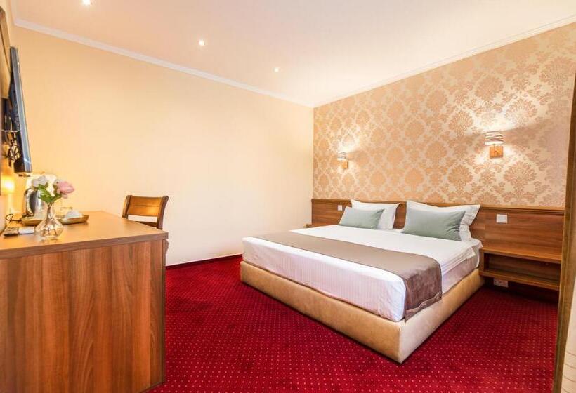 پانسیون Bucur 9