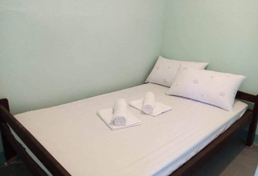 پانسیون Daltans Home Stay Siargao